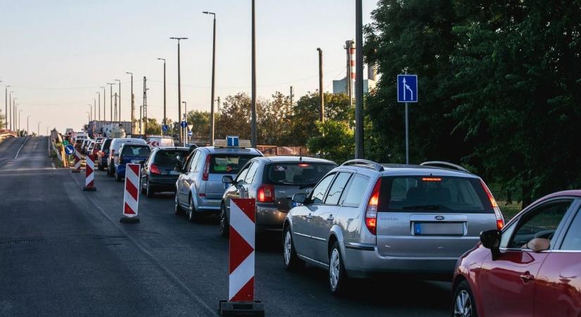 Messziről kerülje el a Homokkerti felüljárót hétfőtől csütörtökig, ha teheti