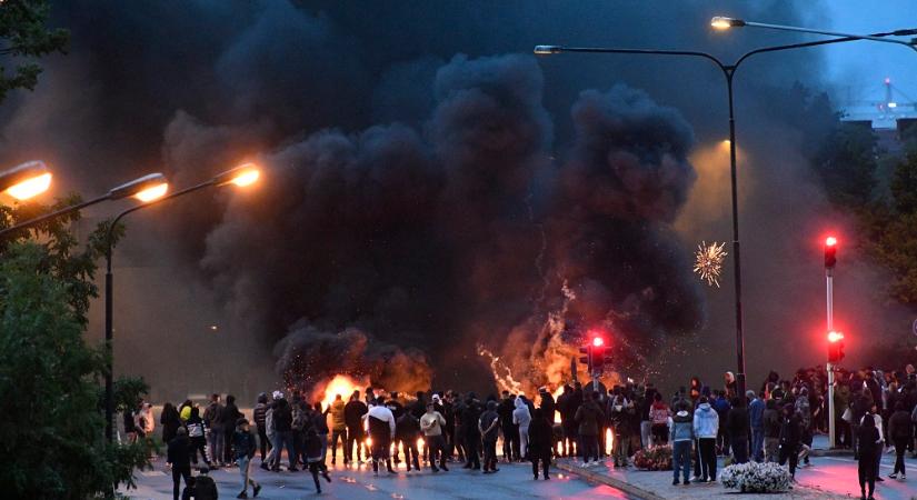 Svédországban mindennapossá váltak a bandaháborúk