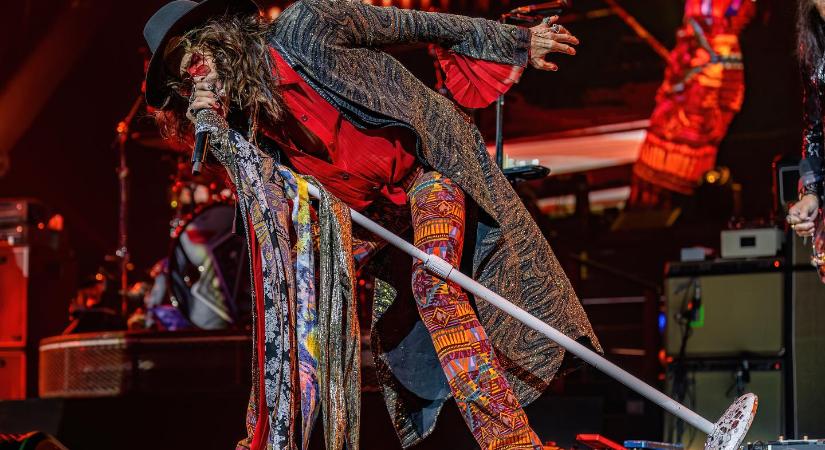 Visszavonult a turnézástól az Aerosmith