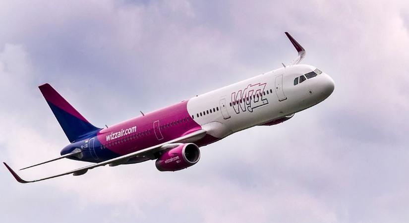 Több száz millió forintra bírságolta a Wizz Air-t a Gazdasági Versenyhivatal