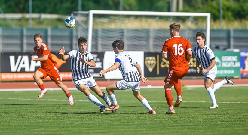 Ötgólos meccsen nyert a Mohács, míg a PTE-PEAC büntetőkkel jutott tovább