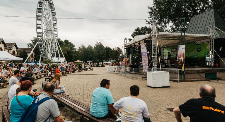 Keszthelyen gyűltek össze a tehetségek, többmilliós fődíj a tét