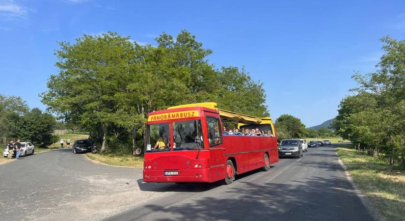 Itt a lehetőség, hogy Ikarus kabriót vegyél