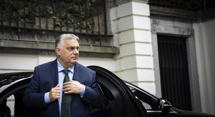 Horvátországban kapták lencsevégre a borostás, kigombolt inges Orbán Viktort: itt a fotó