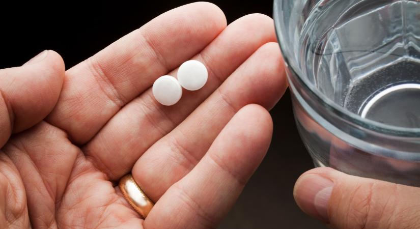 Megdöbbentő dolog derült ki az aszpirinról: erről jobb, ha tudsz, ha te is rendszeresen szeded