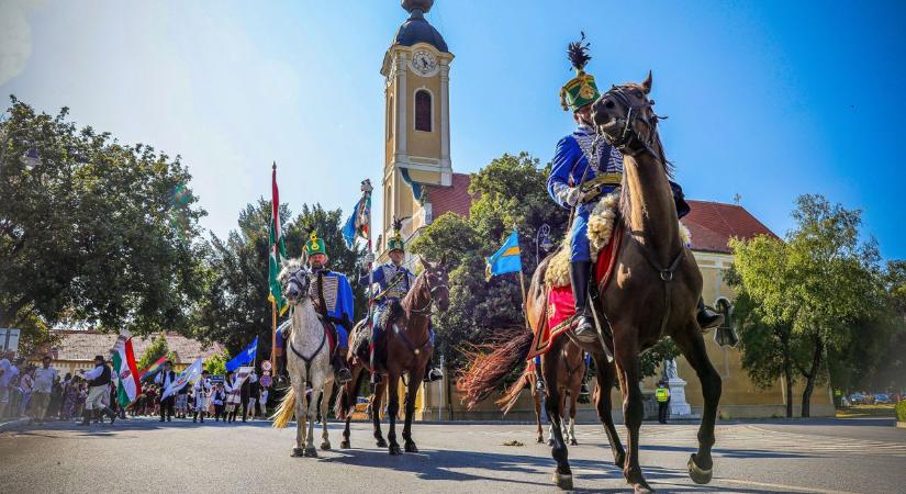 A folklórfesztivált idén is rengetegen látogatták