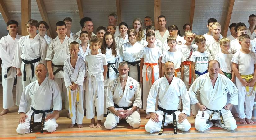 IKU karate tábor Balatonfenyvesen