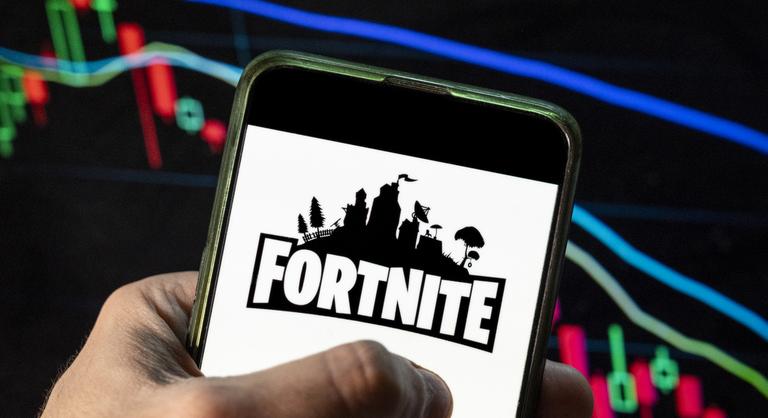 Történelmi pillanat: visszakerül a Fornite az iPhone-okra