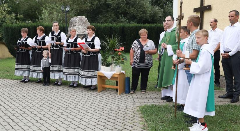 Újra megnyitotta kapuit a vaskeresztesi plébánia