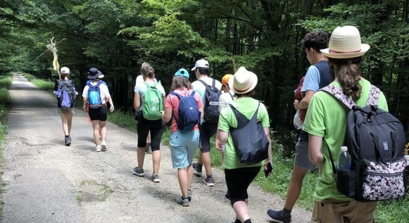 113 km-t gyalogoltak a debreceni fiatal zarándokok