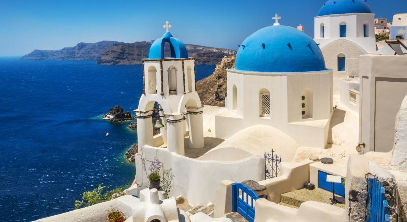 Korlátoznák a turisták számát a legnépszerűbb görög szigeten