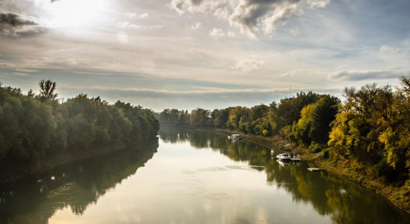 Brutális hajóbaleset a Tiszán: itt vannak a részletek a szerencsétlenségről  Video