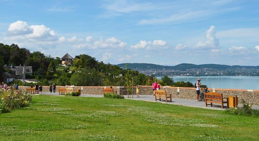 Balatoni vendéglátókat ellenőrzött a Nébih