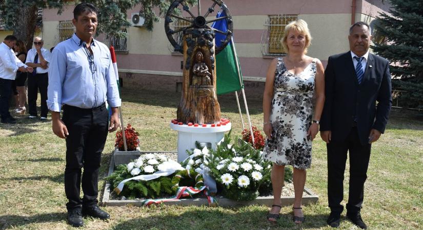 A roma holokauszt áldozataira emlékeztek Galambokon