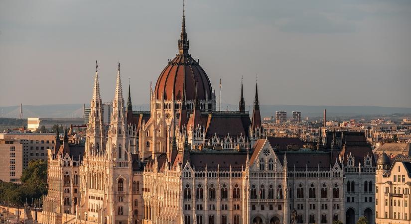 Remény árfutam: már csak a csoda mentheti meg a magyar gazdaságot
