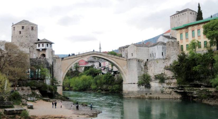 Egyre csak nő a feszültség Bosznia-Hercegovinában: Újabb háború fenyeget?