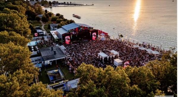 A Balaton legnagyobb retró fesztiválja lesz a Plázson