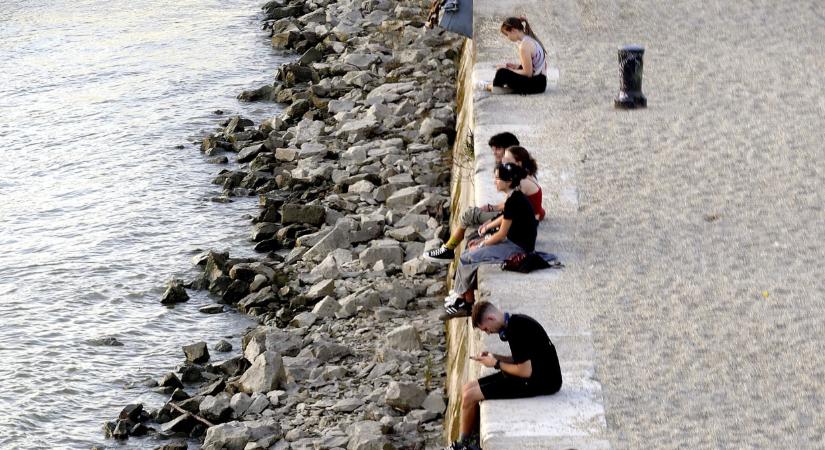 Ezt jobb, ha minden fővárosban közlekedő autós tudja: komoly sebességkorlátozást vezettek be