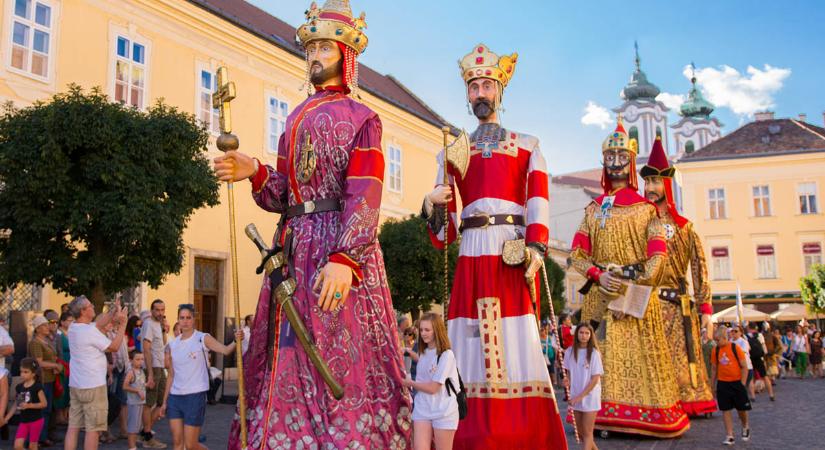 Már várnak a királyok Székesfehérváron, avagy hangolj velünk a Királyi Napokra!