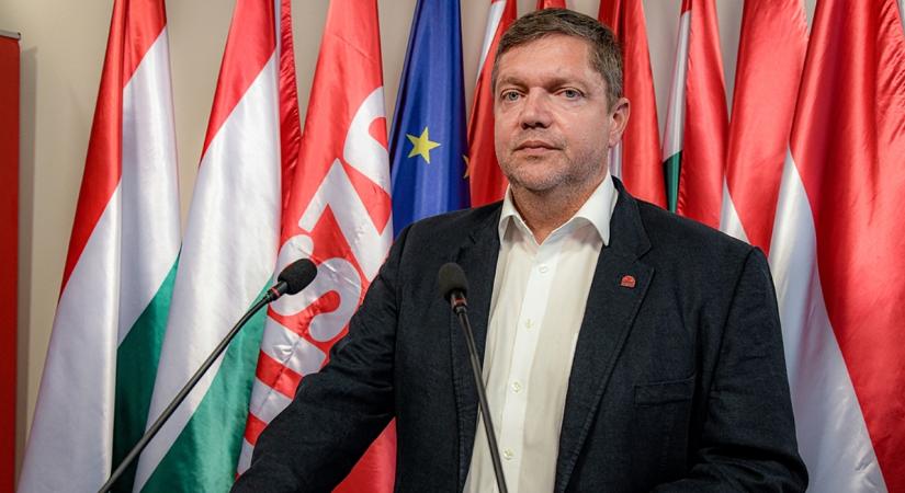 "Az Orbán-kormány nap mint nap látványosan megbukik az alapfeladatai ellátásában"