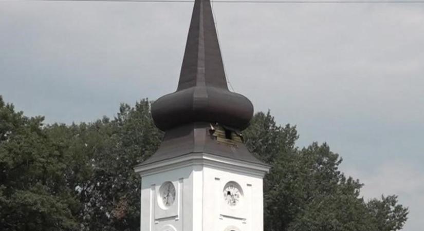 Ellopták a templom tetejét Tiszaburán