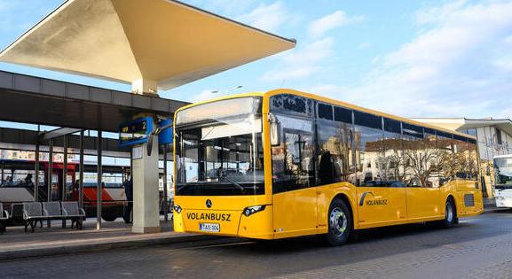 Jön az olcsóbb, 285 vagy 300 forintos buszjegy