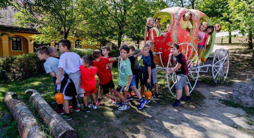 A Tökfesztivál jó játék és móka a gyerekeknek