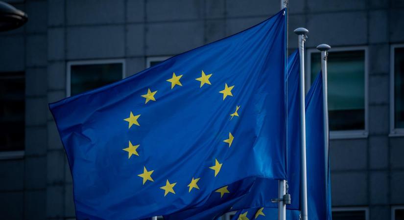Hatályba lépett az Európai Unió AI-törvénye: minden, amit tudni kell az új szabályokról