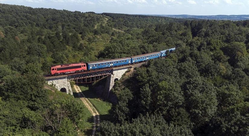 Újabb vasúti vonalak veszélyben, ezekben a térségekben lehet aggódni