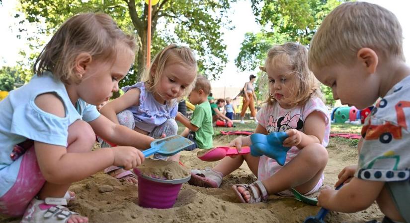 Családias hangulat – megnyitott Eger 2. mini bölcsődéje is  fotók