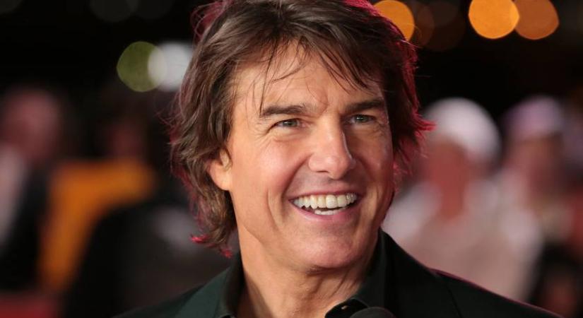 Ő lehet Tom Cruise 36 évvel fiatalabb énekesnő párja: Victoria csonka karral jött a világra