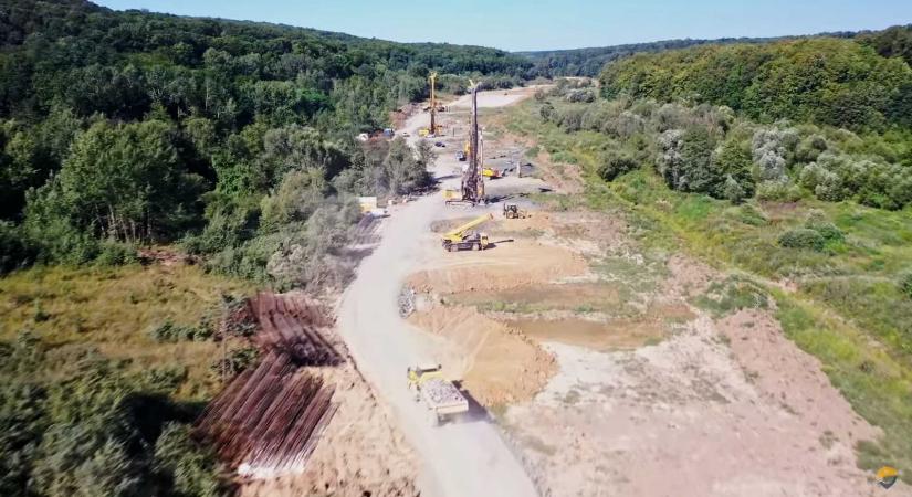 Országos helyreállítási terv: képtelenség határidőre megépíteni a dél-erdélyi sztráda alagútját