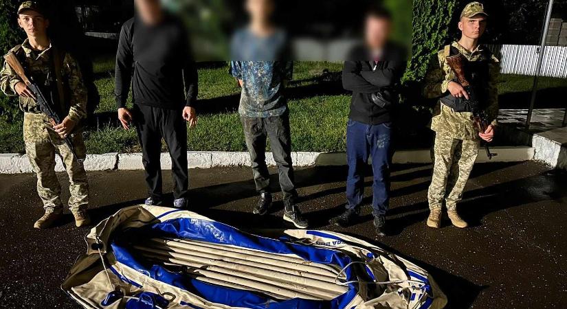 Három „csónakost” tartóztattak le a Tiszánál