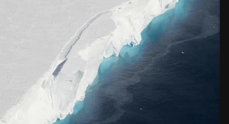 Gigantikus, egyedülálló nyomokat fedeztek fel az antarktiszi jég alatt
