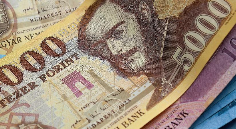 Megrázta magát a nap végére a forint