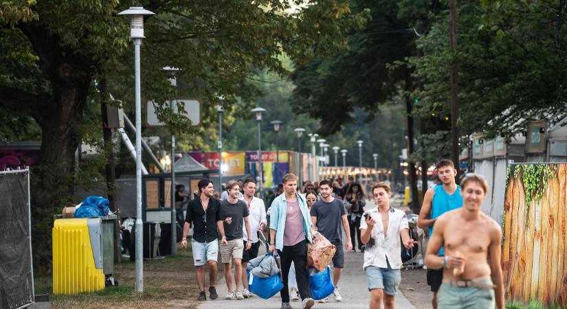 Lezárják a Budai alsó rakpartot a Mozaik utca és a Margit-híd között a Sziget Fesztivál miatt