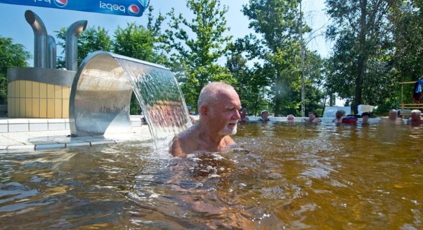 Betegségek, amelyeknél jó hatású a gyógyvizes medencefürdő