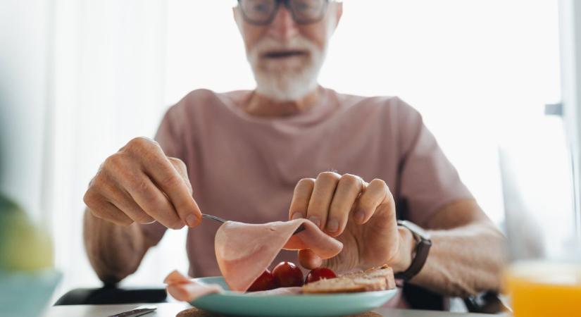 6 étel, ami idősekre kifejezetten veszélyes lehet