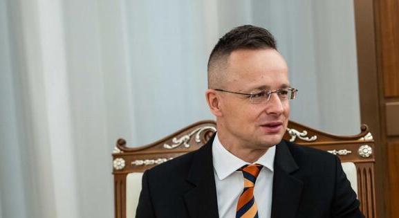 Szijjártó Péter közvetítette Irán vészjósló üzenetét Orbán Viktor szövetségesének