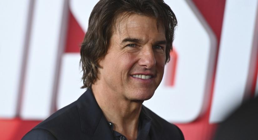 Ez a 25 éves énekesnő a 62 éves Tom Cruise új párja - Fotó