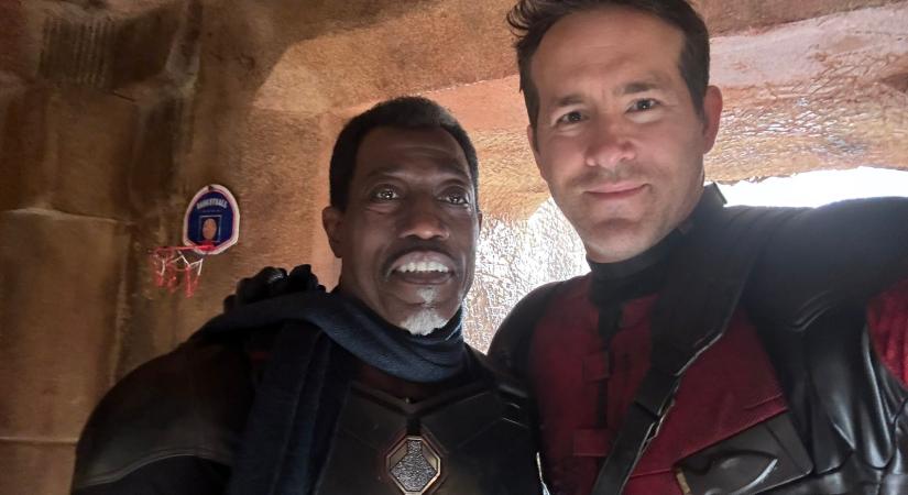 Ryan Reynolds a Logan mintájára búcsúfilmet forgatna Pengének Wesley Snipes-szal a főszerepben