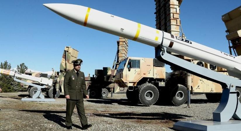 Irán felkészül a támadásra: mobil rakétaindító egységeket csoportosít az ország nyugati részébe