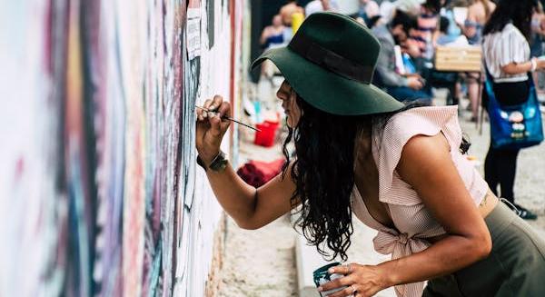 Az utcai művészet világával ismerkedhetnek meg a fiatalok Temesváron