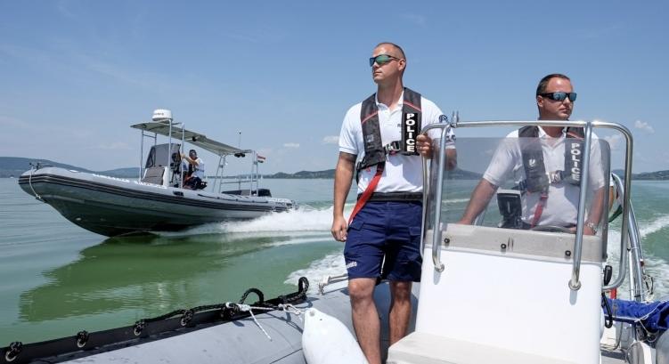 Dráma Balatonlellén: belehalt a fiú, hogy kimentse a szerelmét