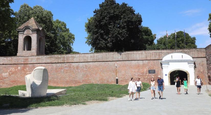 Tárlat nyílt, kezdődik a tábor a Szigetvári Várban