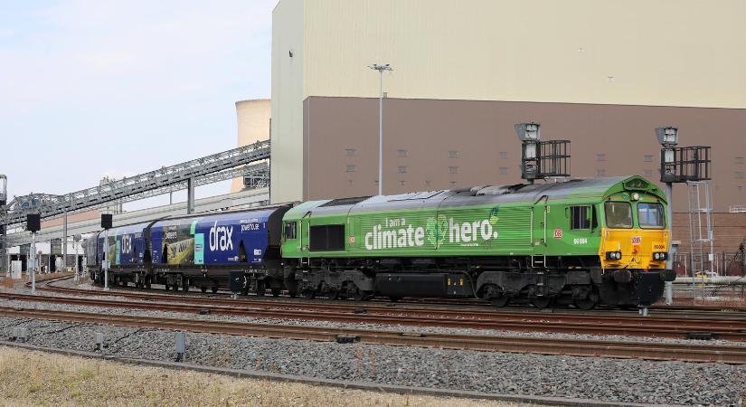 DB Cargo UK: a hidrogénezett növényi olaj a villamosítás egyetlen alternatívája!