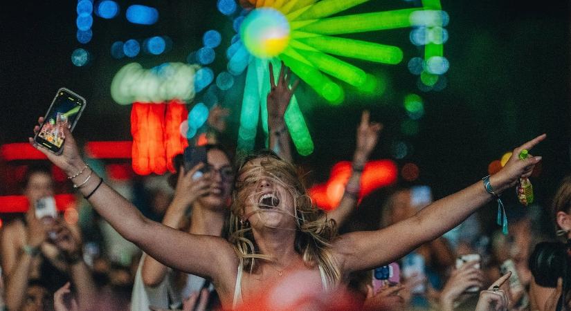 Özönlenek a romániai nézők a Sziget Fesztiválra