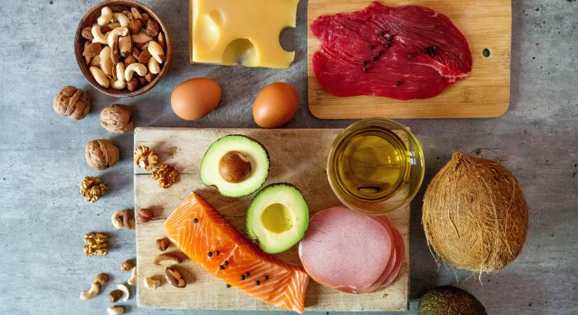 A testsúlyt csökkentheti, de a koleszterinszintet növelheti a ketogén diéta