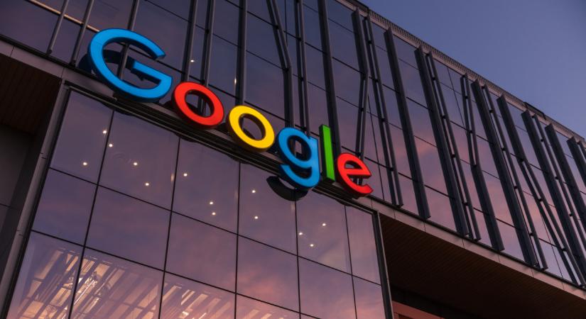 Hatalmas pofont kapott a Google: feldarabolhatják az amerikai óriást?