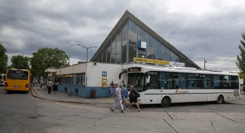 Drágább lehet távolsági buszozás – mit szólnak a Volán utasai?